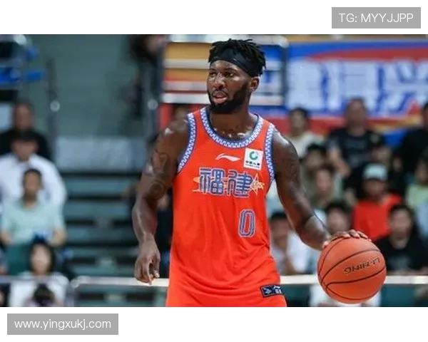 CBA青岛双核发力客场逆袭成功扳回关键一城激燃系列赛决胜气势升腾